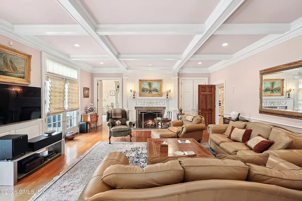 550 Round Hill Road Greenwich CT 06831