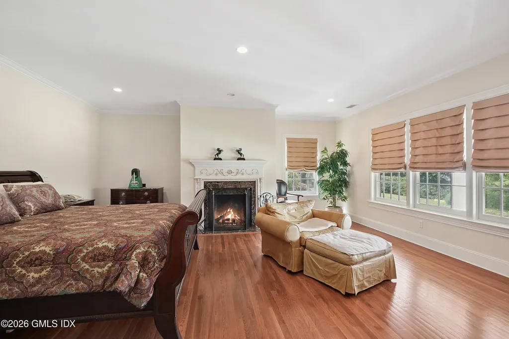 550 Round Hill Road Greenwich CT 06831