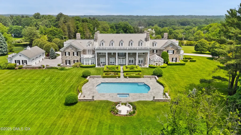 550 Round Hill Road Greenwich CT 06831