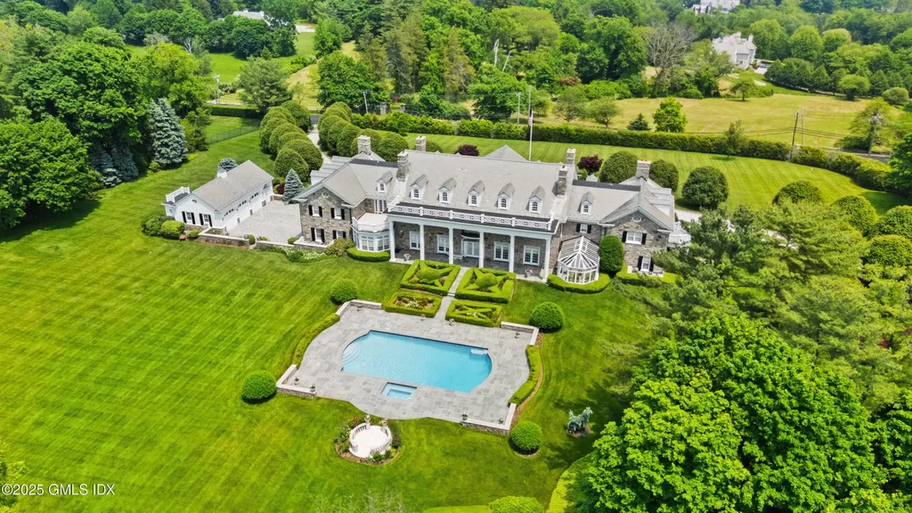 550 Round Hill Road Greenwich CT 06831