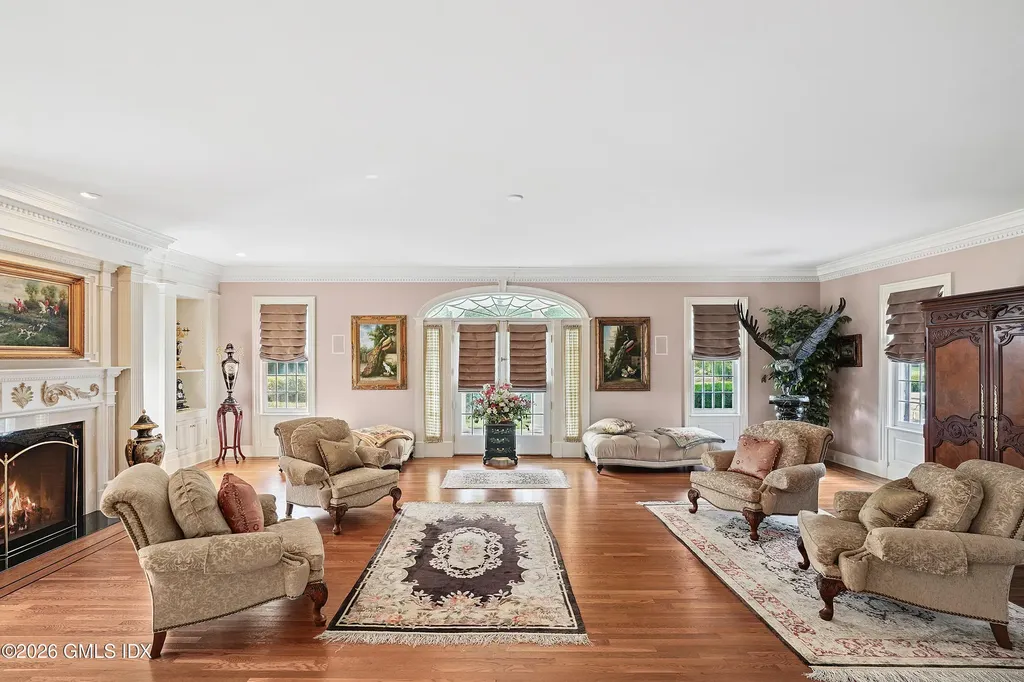 550 Round Hill Road Greenwich CT 06831