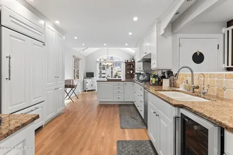 78 Meadow Road Riverside CT 06878