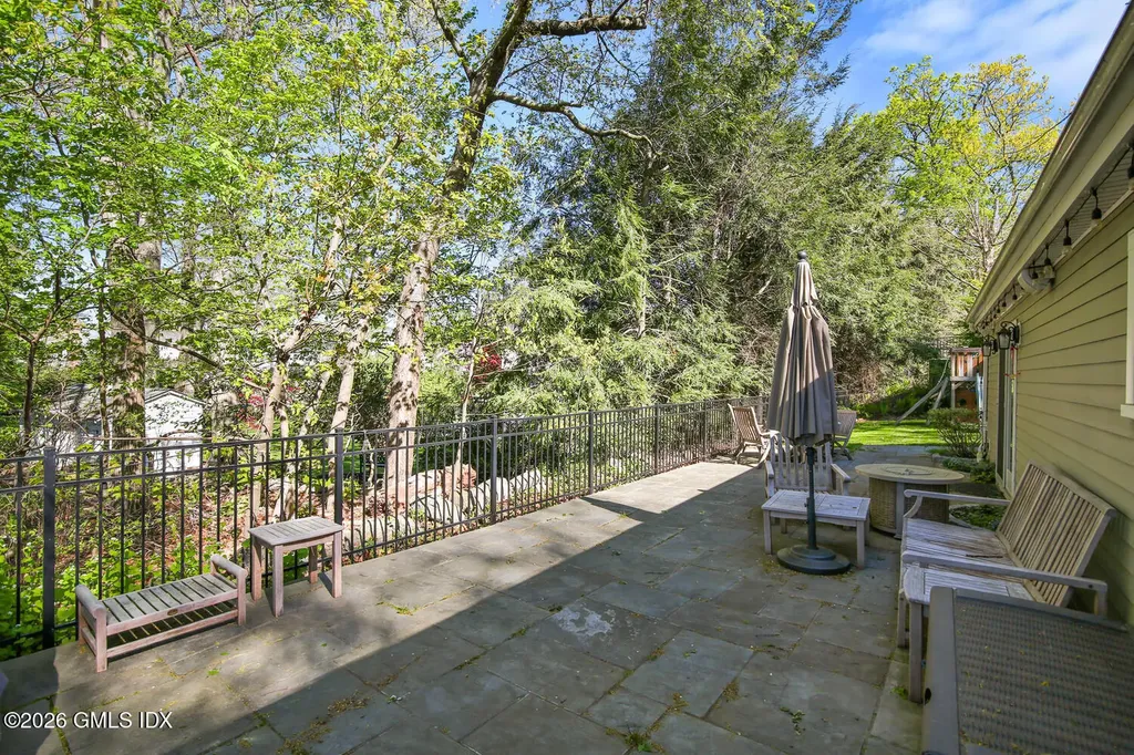 29 Coventry Lane Riverside CT 06878