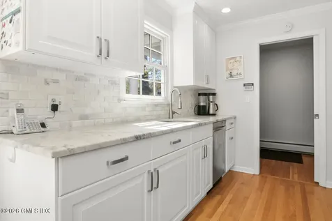 29 Coventry Lane Riverside CT 06878