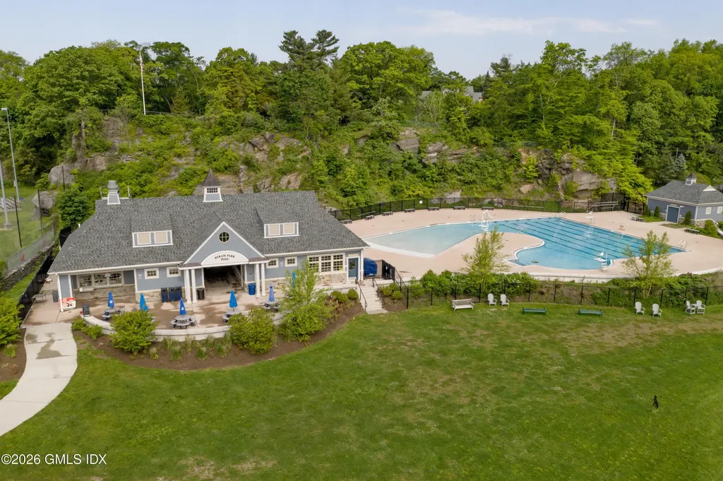 89 View Street West Greenwich CT 06830