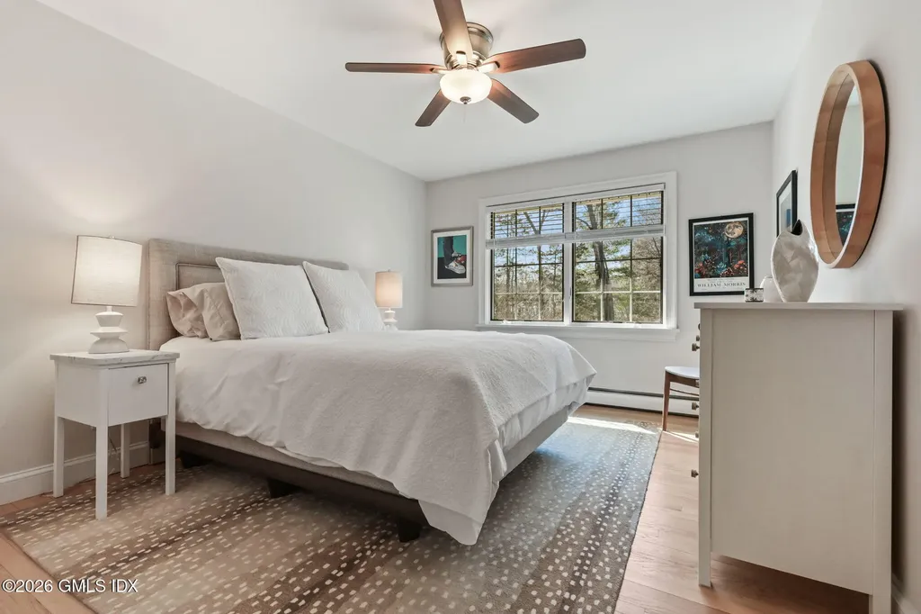 97 Davenport Ridge Lane Stamford CT 06903