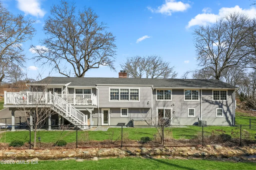 97 Davenport Ridge Lane Stamford CT 06903