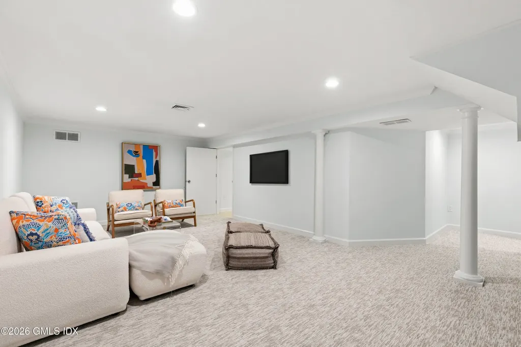 53 Lockwood Avenue Old Greenwich CT 06870
