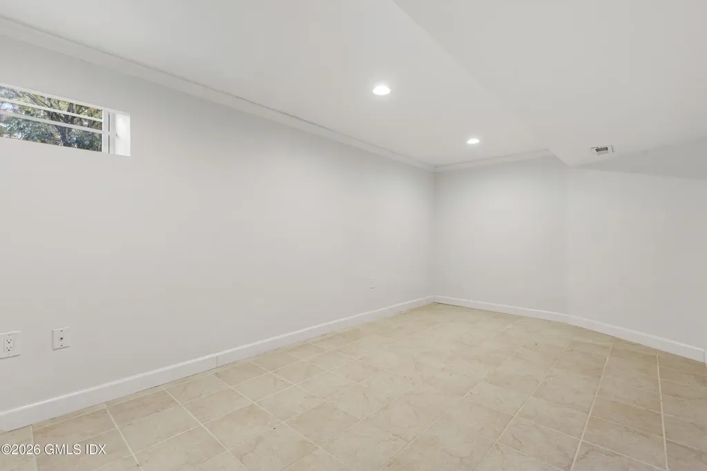 53 Lockwood Avenue Old Greenwich CT 06870