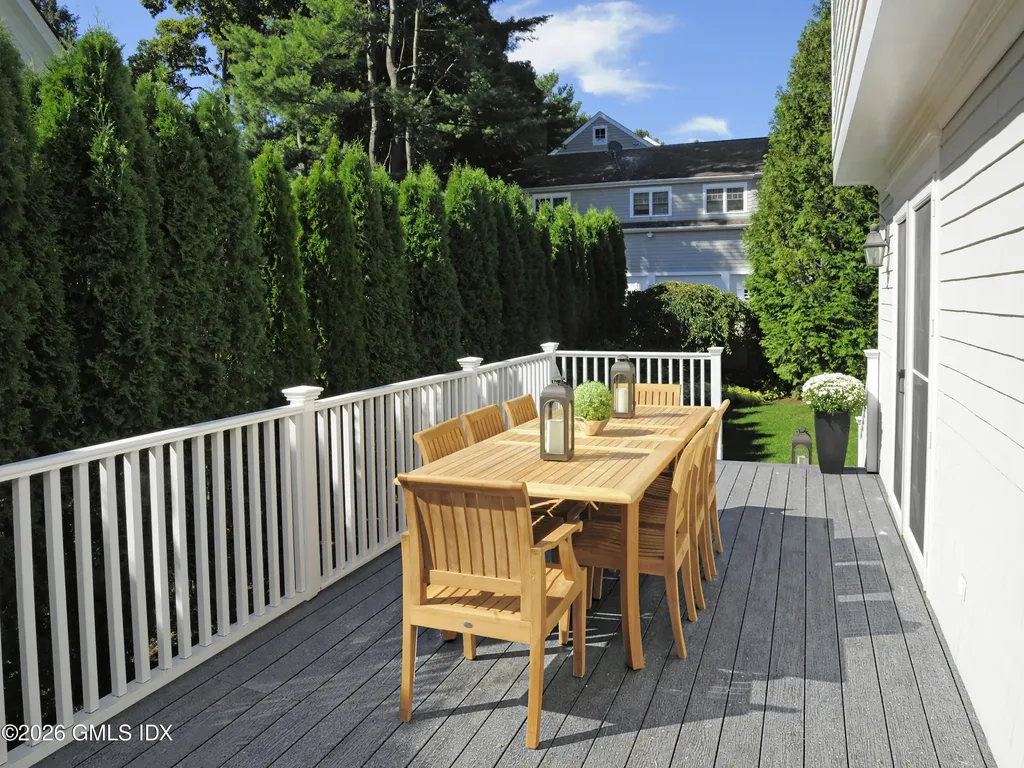 53 Lockwood Avenue Old Greenwich CT 06870