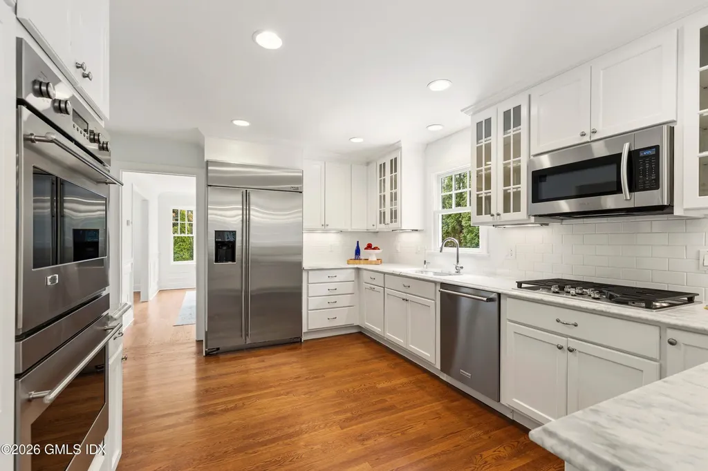 53 Lockwood Avenue Old Greenwich CT 06870