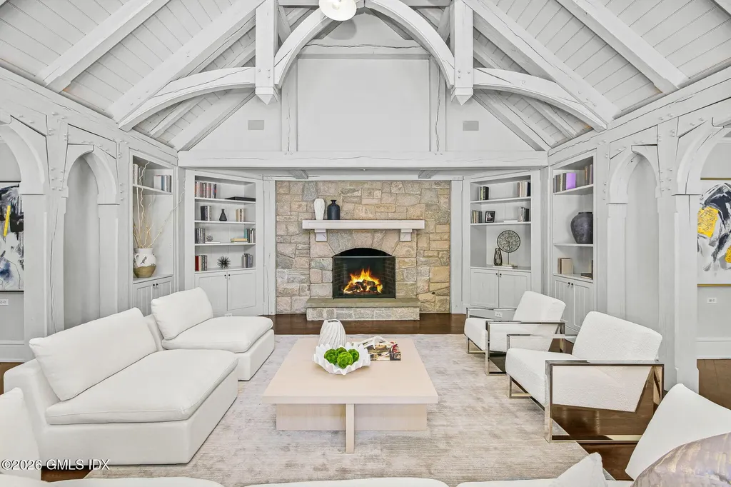 164 Round Hill Road Greenwich CT 06831