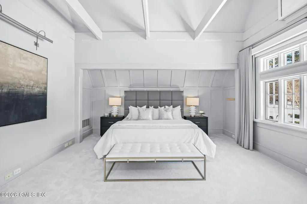 164 Round Hill Road Greenwich CT 06831