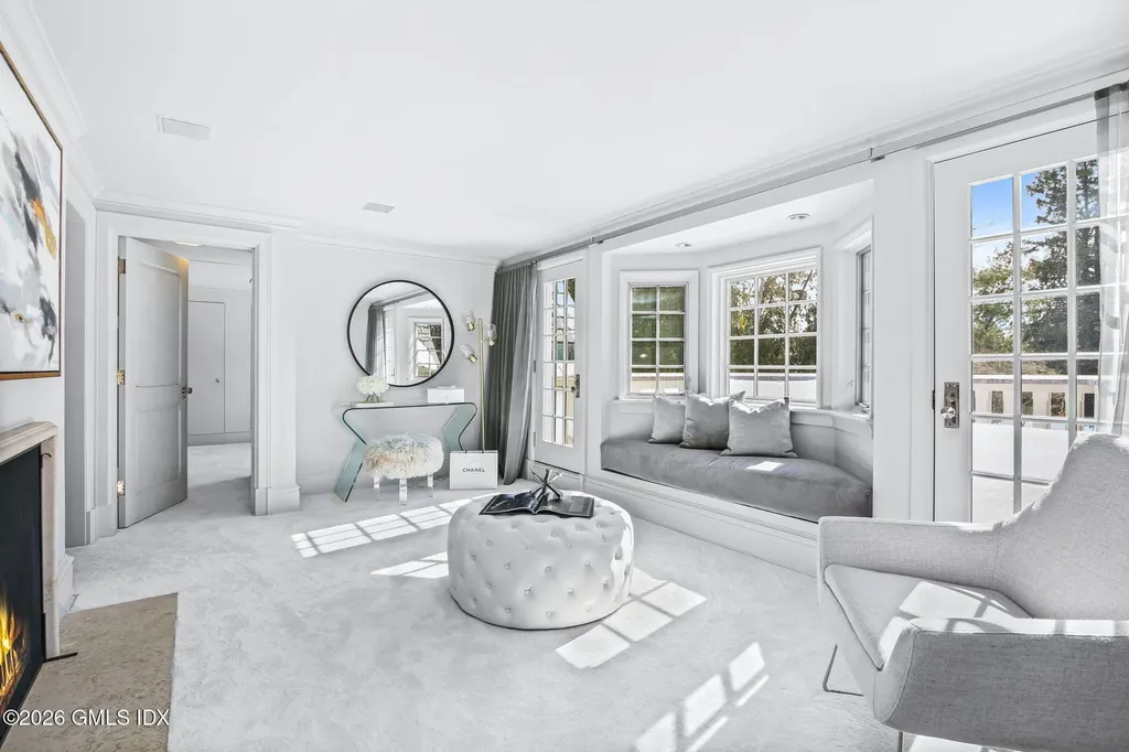 164 Round Hill Road Greenwich CT 06831