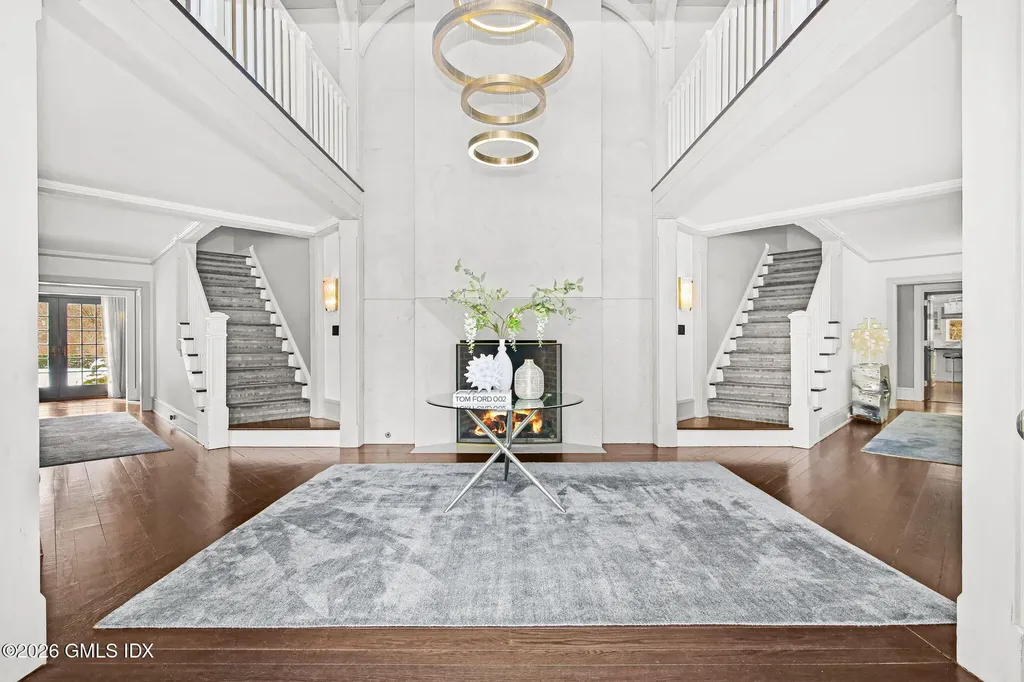 164 Round Hill Road Greenwich CT 06831