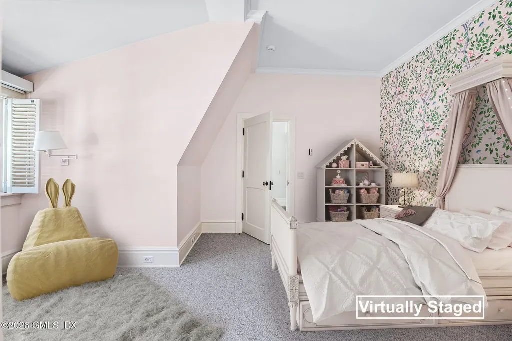 164 Round Hill Road Greenwich CT 06831