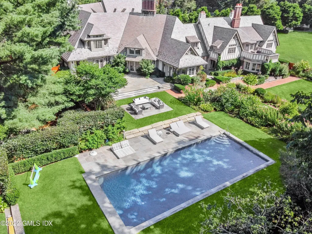 164 Round Hill Road Greenwich CT 06831