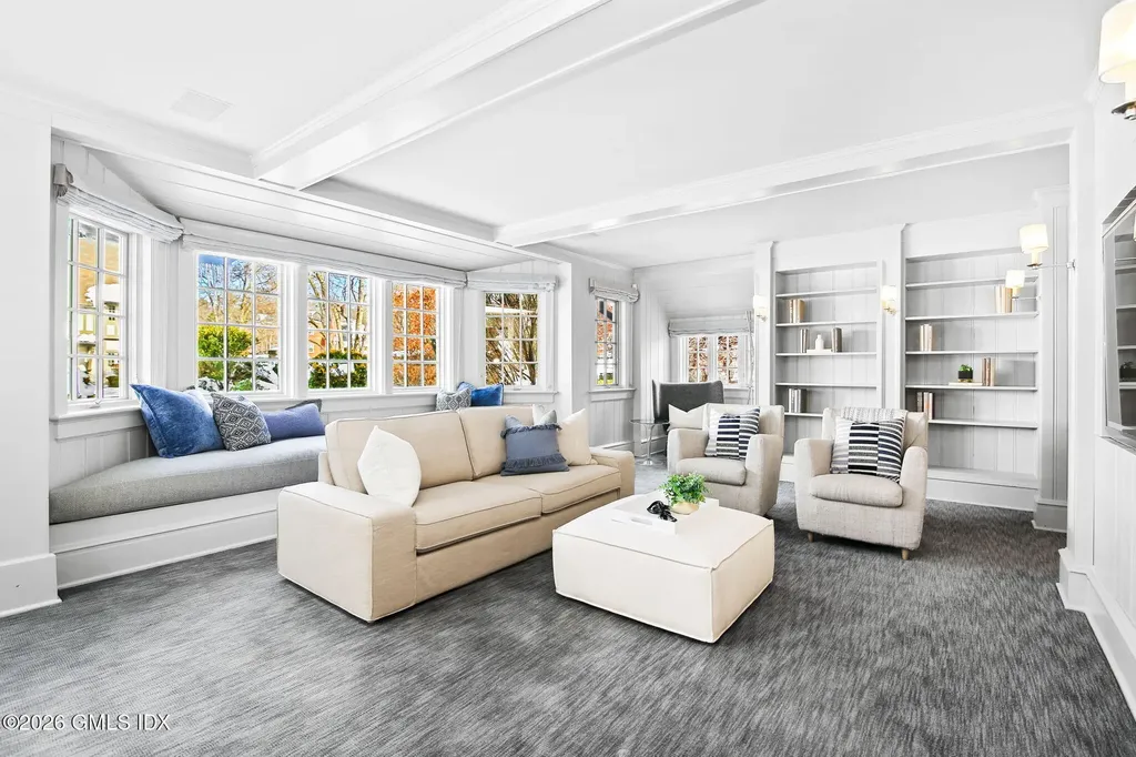 164 Round Hill Road Greenwich CT 06831