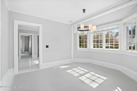 164 Round Hill Road Greenwich CT 06831