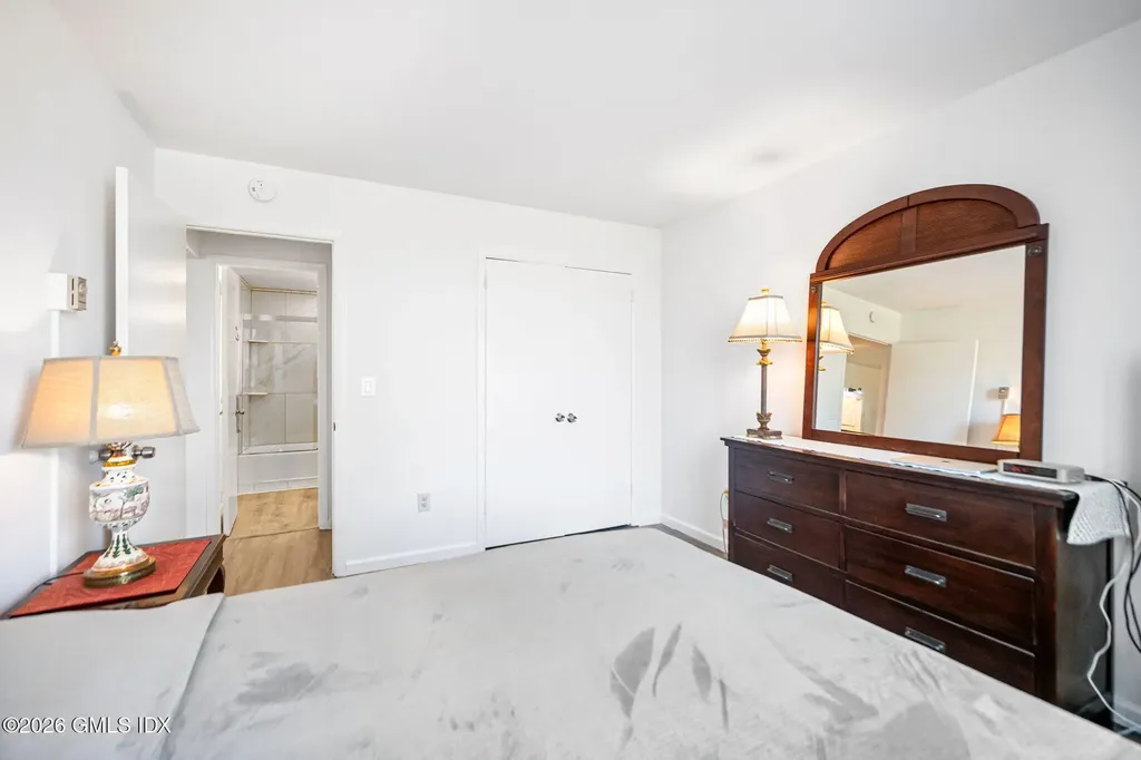 1535 E Putnam Avenue Old Greenwich CT 06870