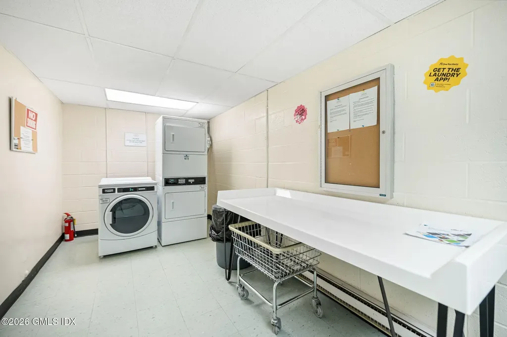 1535 E Putnam Avenue Old Greenwich CT 06870