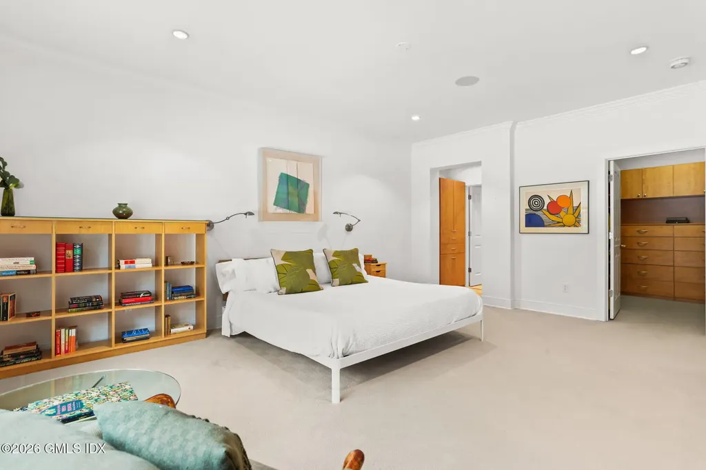 77 Havemeyer Lane Stamford CT 06902