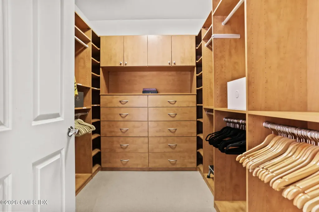 77 Havemeyer Lane Stamford CT 06902