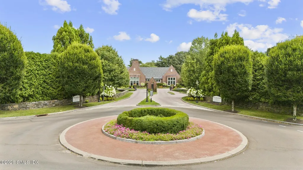 77 Havemeyer Lane Stamford CT 06902