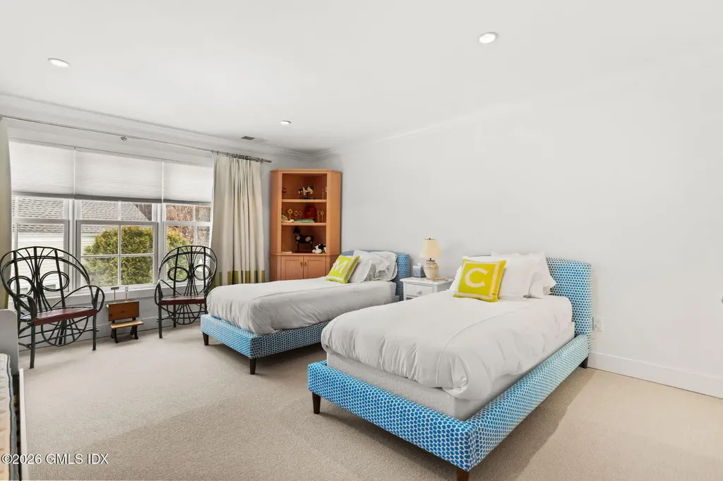 77 Havemeyer Lane Stamford CT 06902