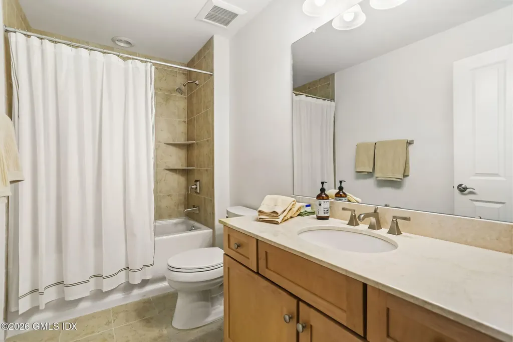 77 Havemeyer Lane Stamford CT 06902