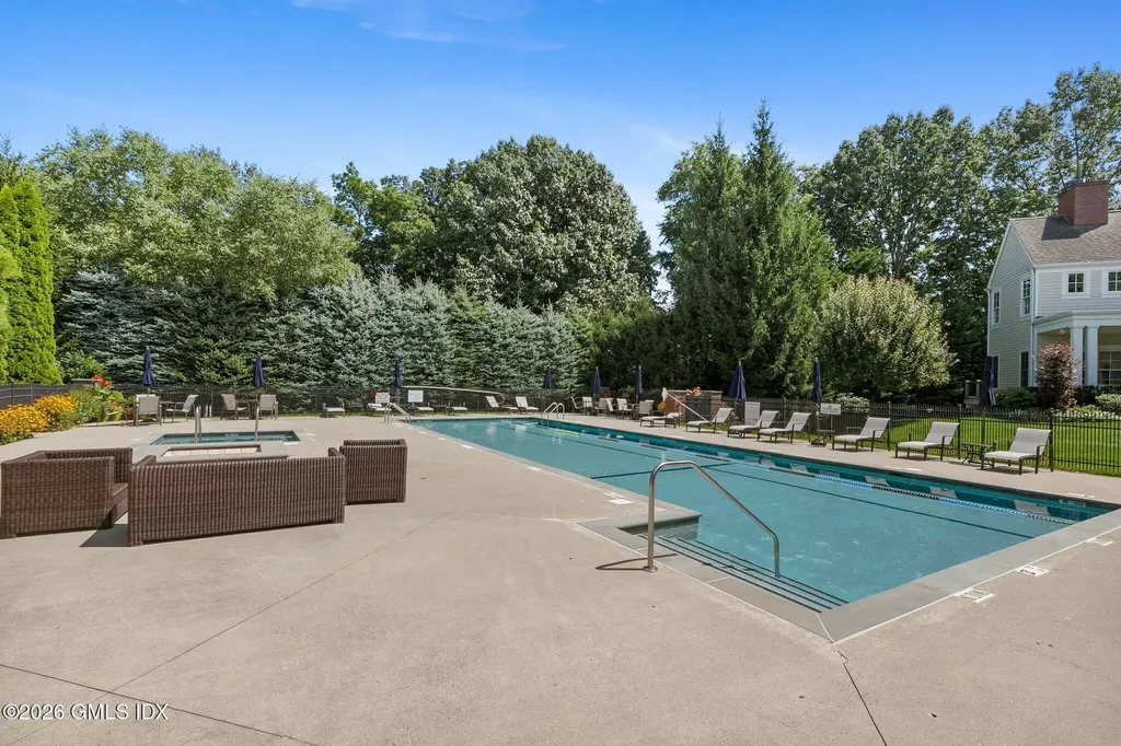 77 Havemeyer Lane Stamford CT 06902