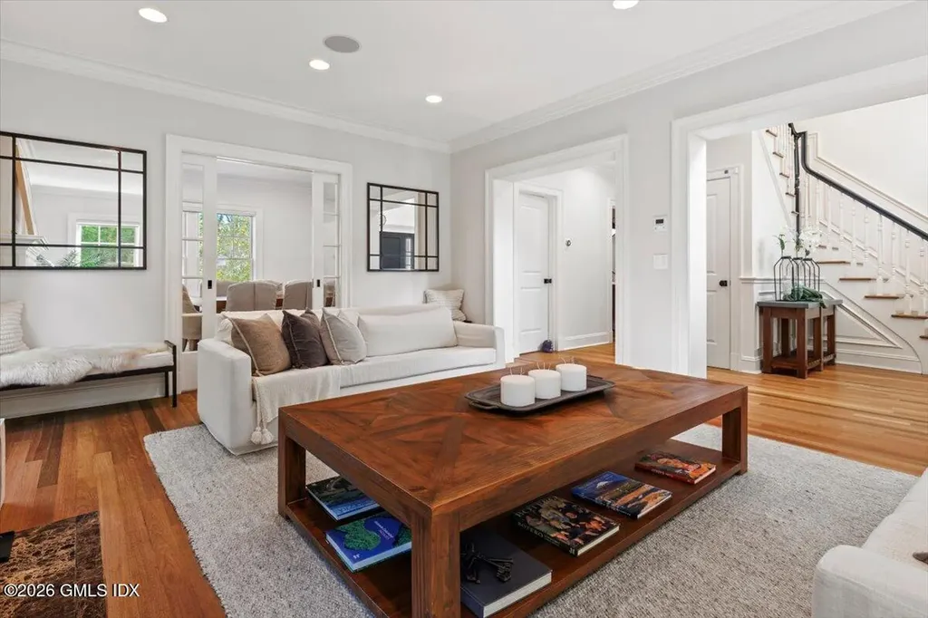 14 Bradbury Place Riverside CT 06878