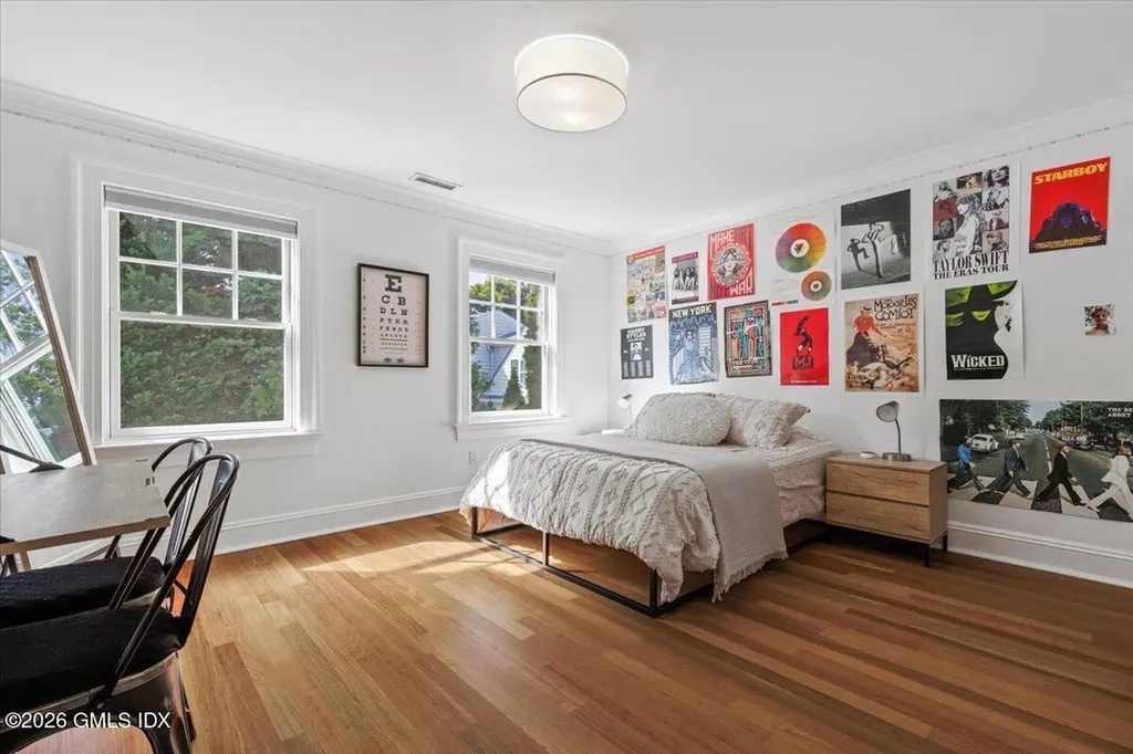 14 Bradbury Place Riverside CT 06878