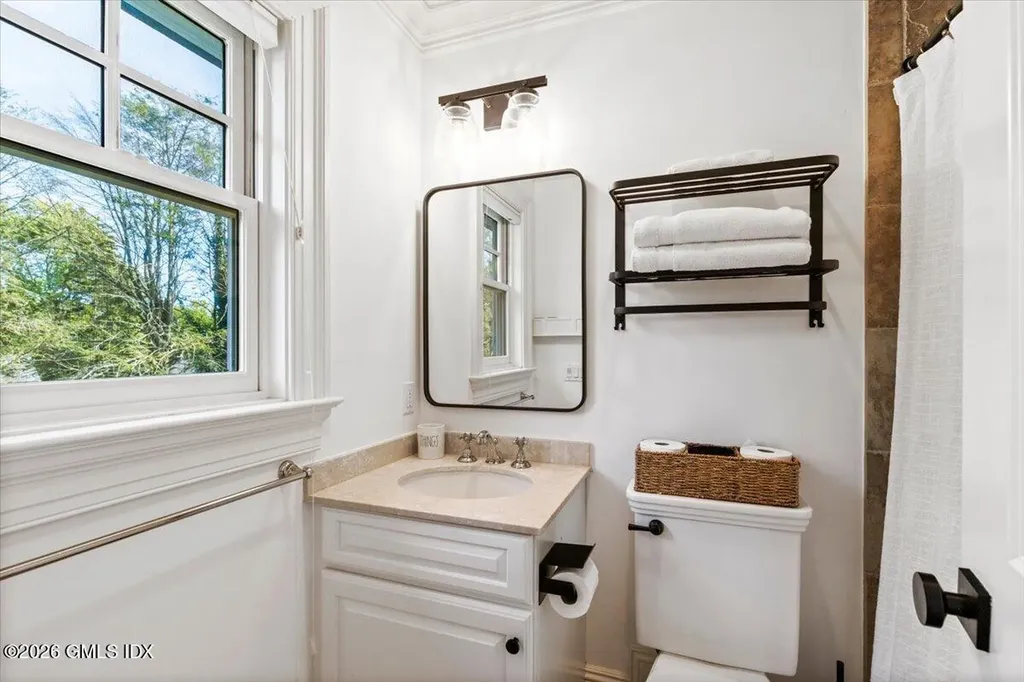 14 Bradbury Place Riverside CT 06878