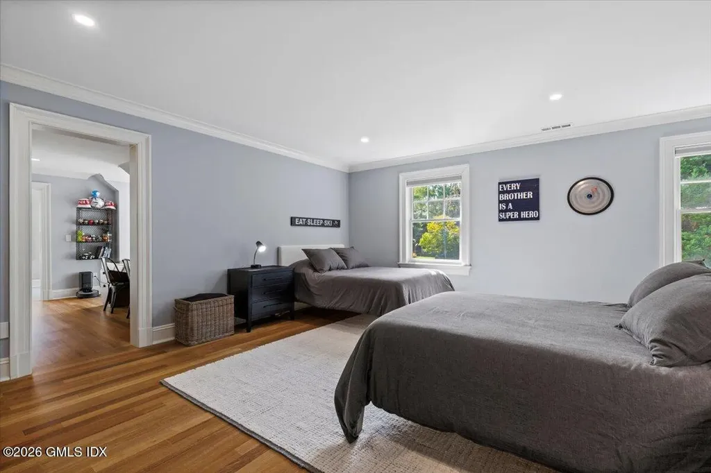 14 Bradbury Place Riverside CT 06878