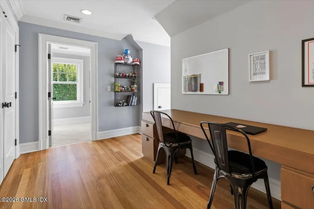 14 Bradbury Place Riverside CT 06878