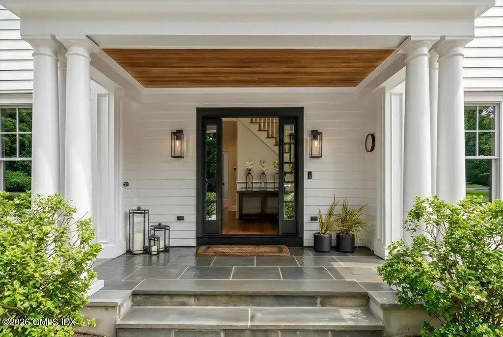 14 Bradbury Place Riverside CT 06878