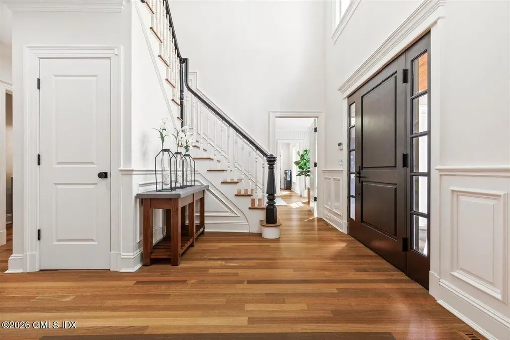 14 Bradbury Place Riverside CT 06878