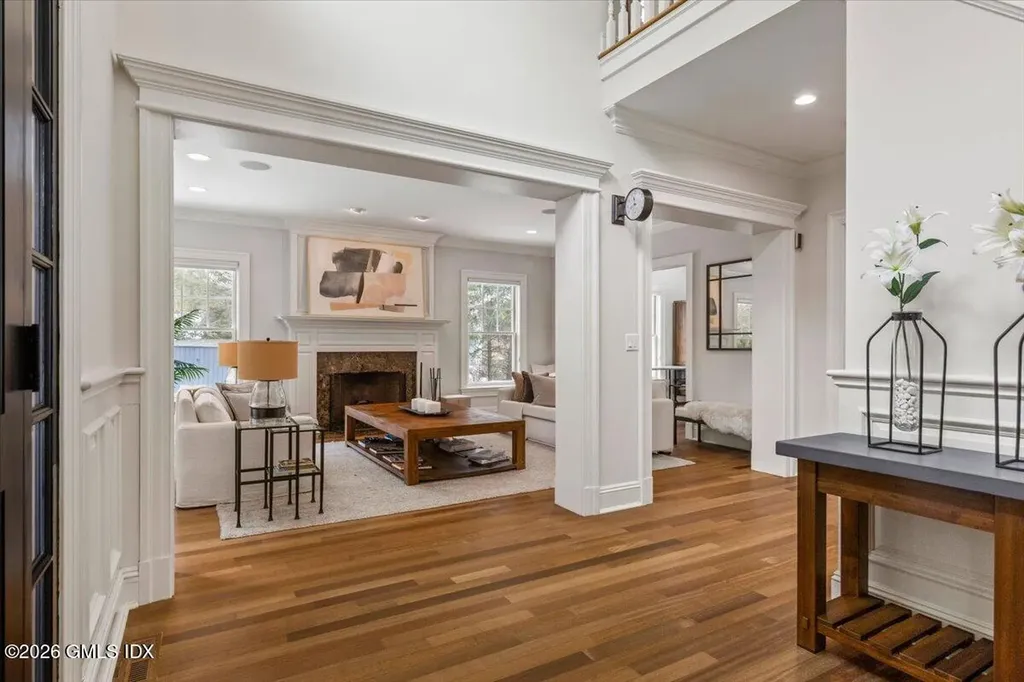 14 Bradbury Place Riverside CT 06878