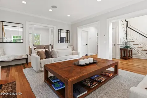 14 Bradbury Place Riverside CT 06878