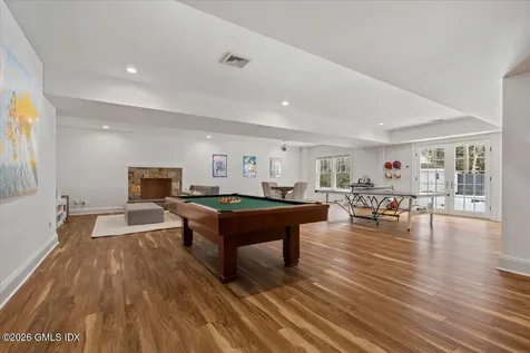 14 Bradbury Place Riverside CT 06878