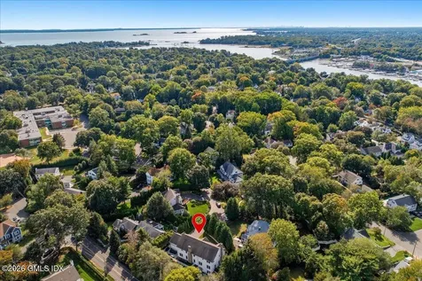 14 Bradbury Place Riverside CT 06878