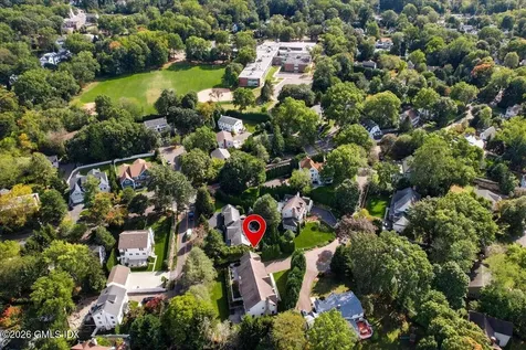 14 Bradbury Place Riverside CT 06878