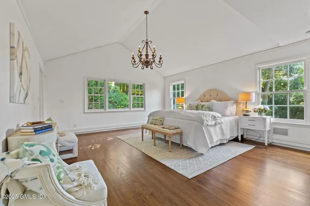 177 Indian Head Road Riverside CT 06878