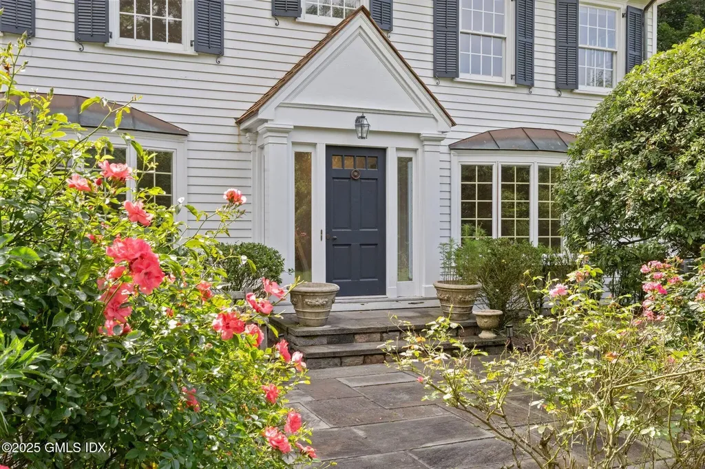 177 Indian Head Road Riverside CT 06878