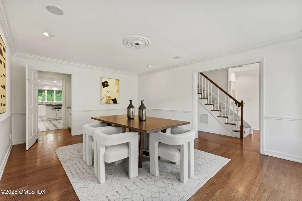 177 Indian Head Road Riverside CT 06878