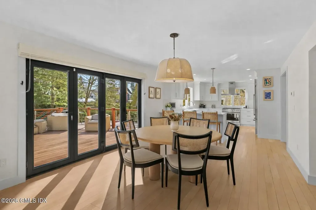 10 Lockwood Road Riverside CT 06878