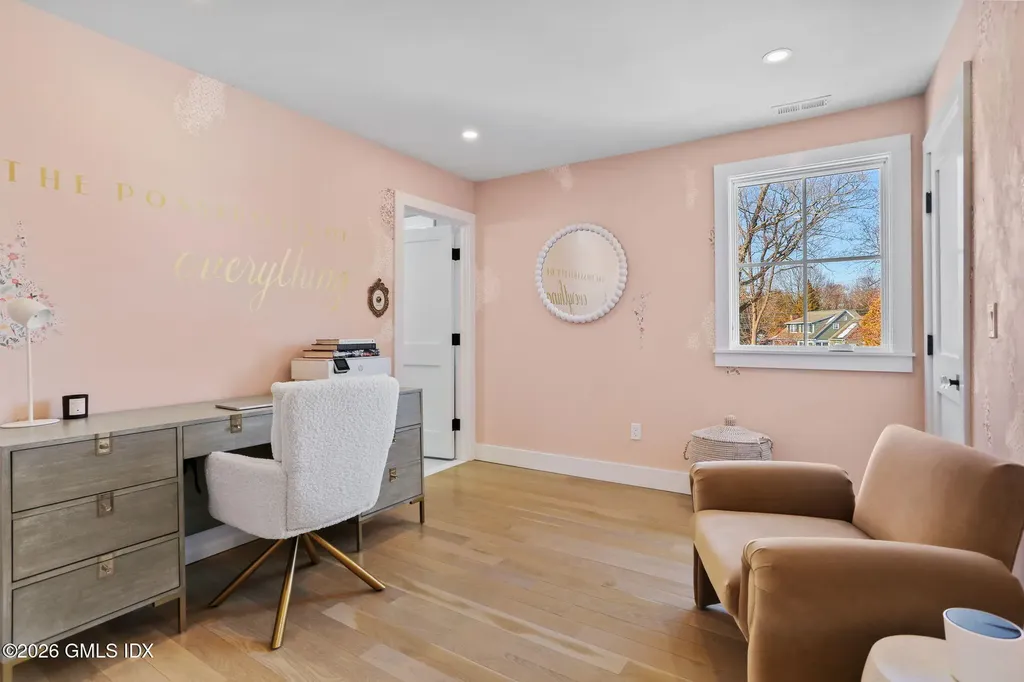 10 Lockwood Road Riverside CT 06878