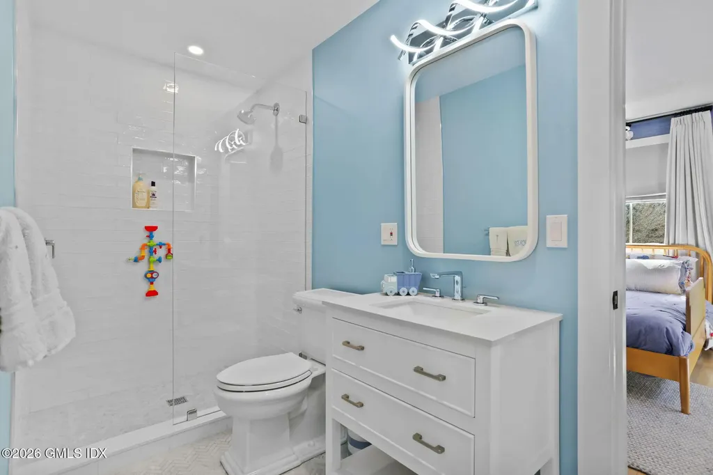 10 Lockwood Road Riverside CT 06878