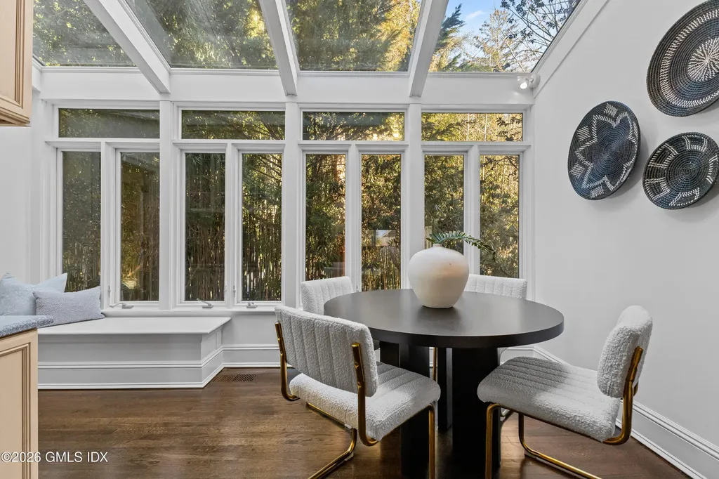 7 Dearfield Lane Greenwich CT 06831